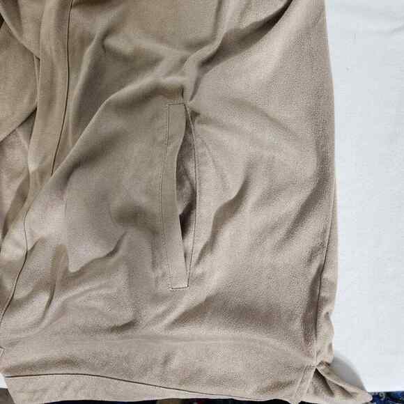 Chicos Womens Vest Size 1 Medium Sleeveless Faux Suede Open Front Pockets Long - Picture 7 of 8